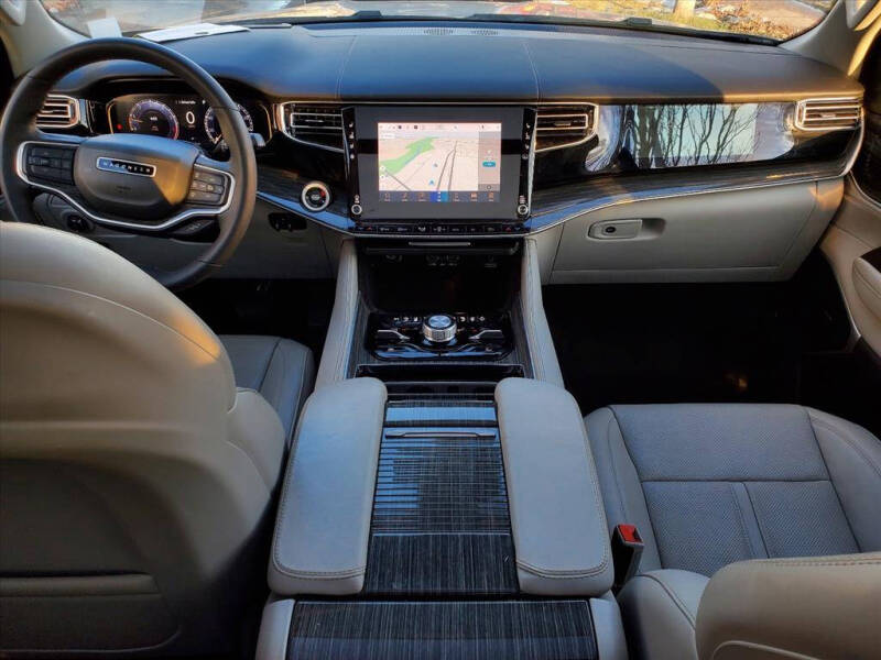 2022 Jeep Wagoneer Series III