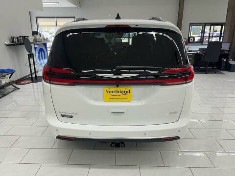 2026 Chrysler Pacifica Pinnacle