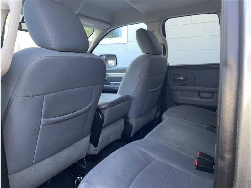 2013 RAM 1500 SLT