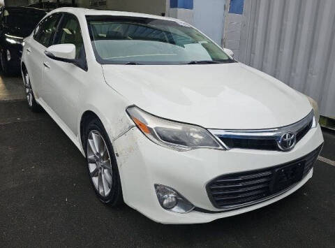2014 Toyota Avalon for sale at The Bengal Auto Sales LLC in Hamtramck MI
