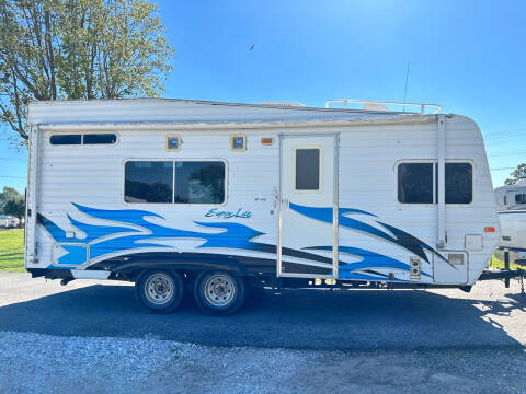 2006 SuperLite Toy Hauler for sale at Champion Motorcars in Springdale AR