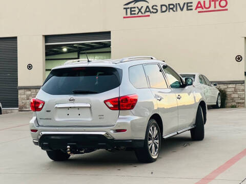 2018 Nissan Pathfinder S