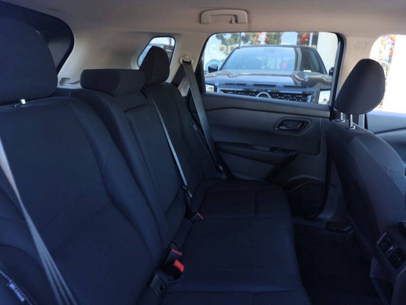 2025 Nissan Rogue S