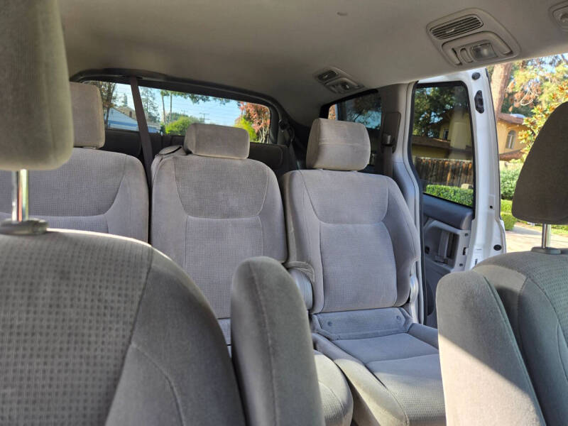 2005 Toyota Sienna