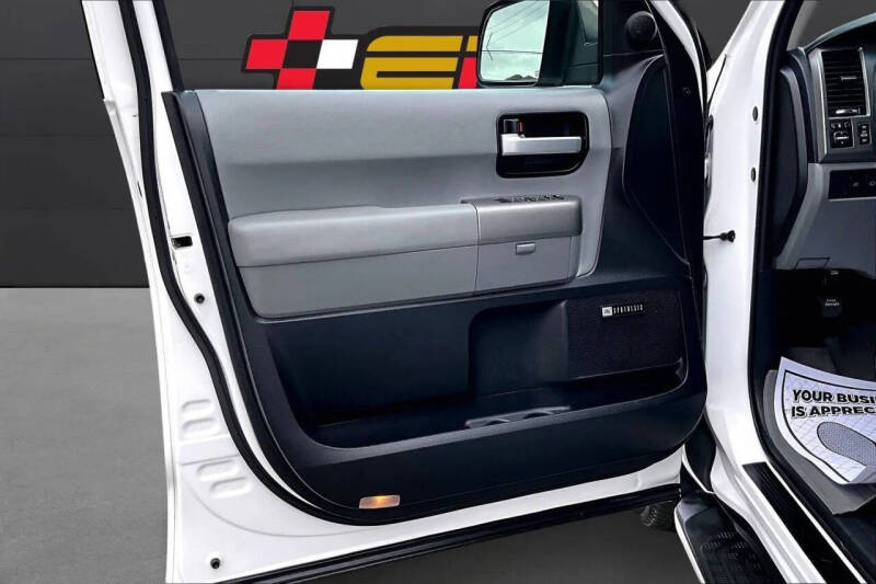 2015 Toyota Sequoia Limited