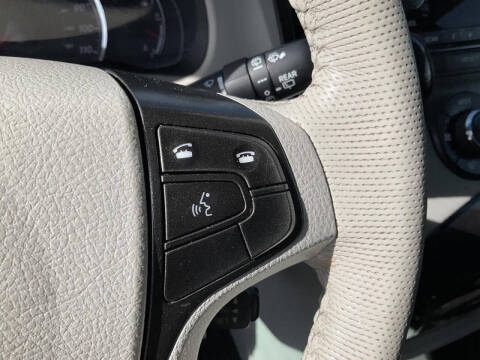 2014 Toyota Sienna SE 8-Passenger