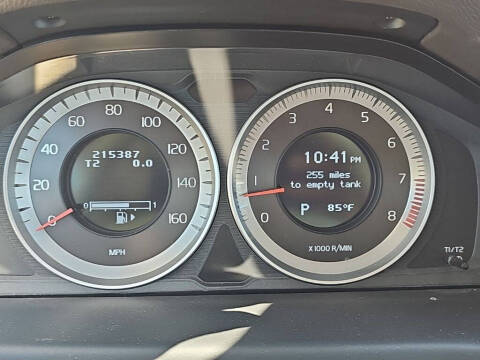 2013 Volvo XC70 3.2