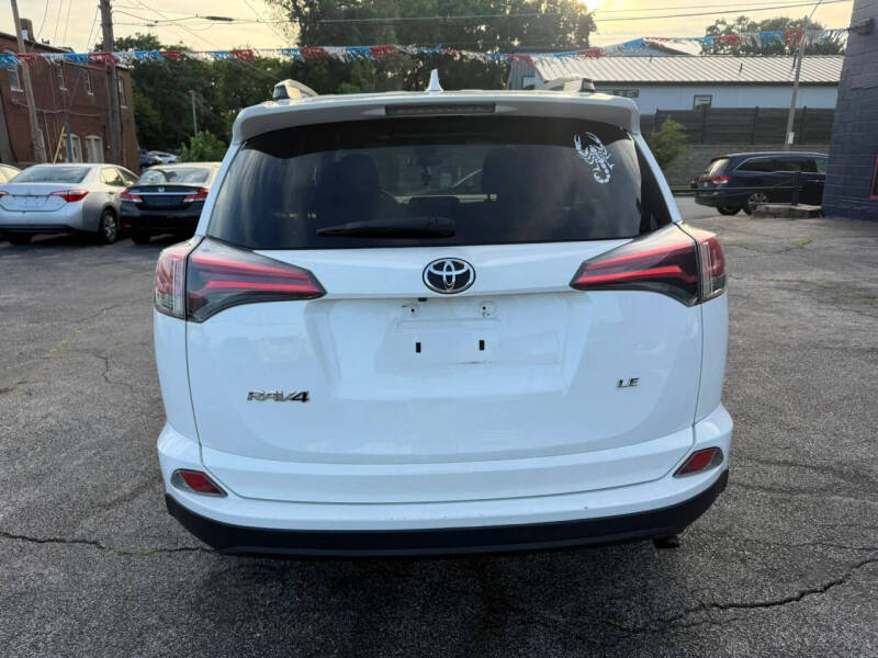2017 Toyota RAV4 LE