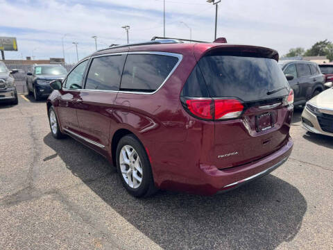 2018 Chrysler Pacifica Touring L