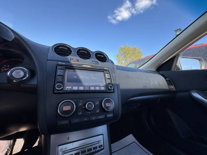 2008 Nissan Altima S photo 12