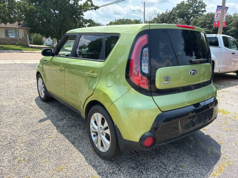 2016 Kia Soul +