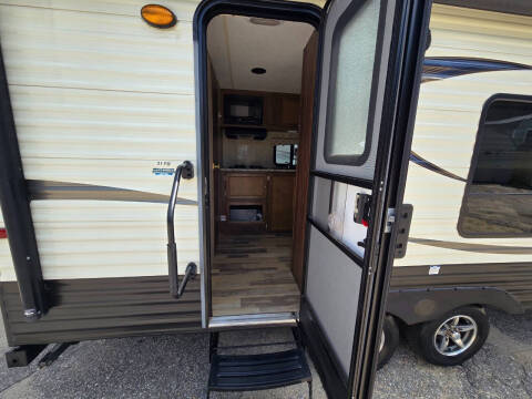 2017 Viking 21FQ