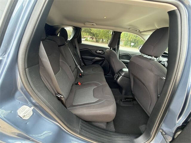 2020 Jeep Cherokee Latitude