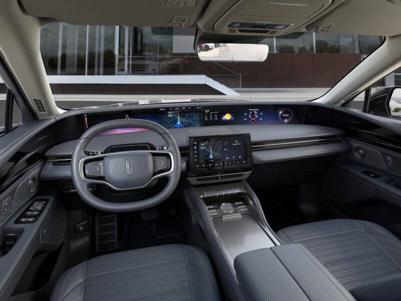 2025 Lincoln Nautilus Reserve