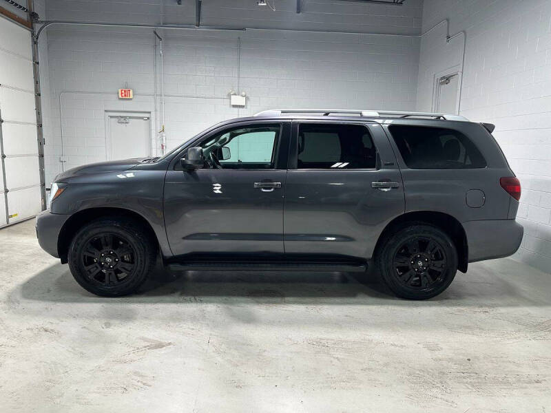 2018 Toyota Sequoia SR5