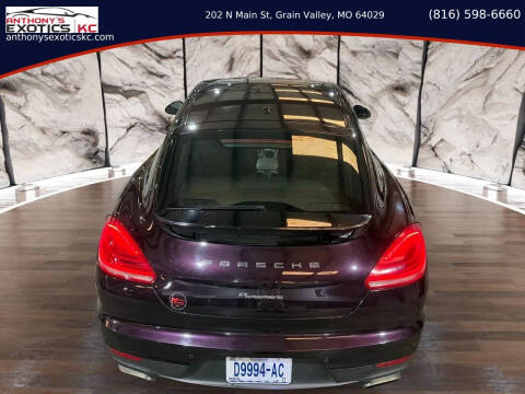 2016 Porsche Panamera