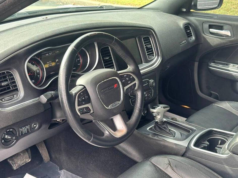 2015 Dodge Charger SXT