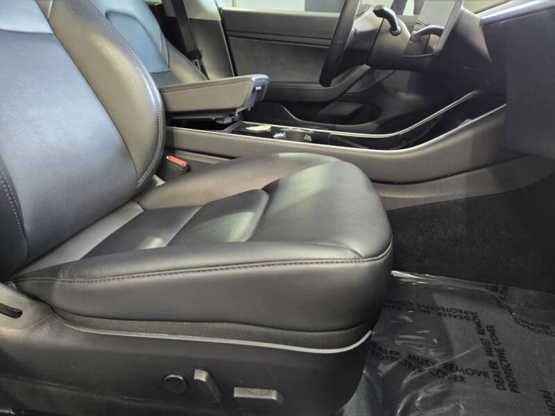 2020 Tesla Model 3 Standard Range Plus