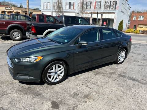 2015 Ford Fusion for sale at East Main Rides in Marion VA