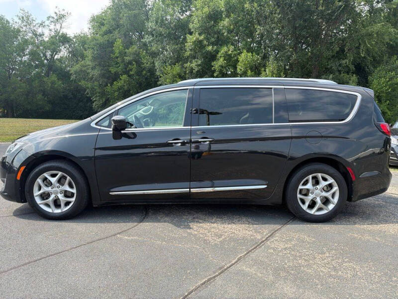 2019 Chrysler Pacifica Touring L Plus