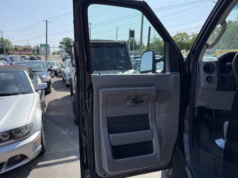 2013 Ford E-Series