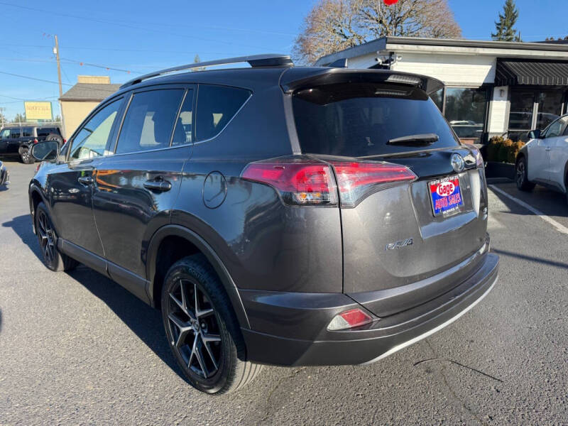 2018 Toyota RAV4 SE