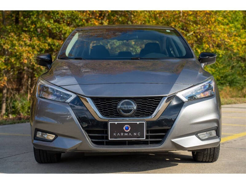 2020 Nissan Versa SR