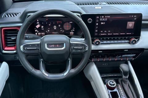 2024 GMC Canyon AT4X