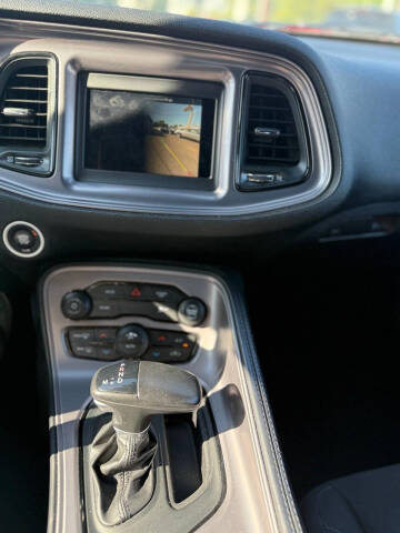 2023 Dodge Challenger SXT