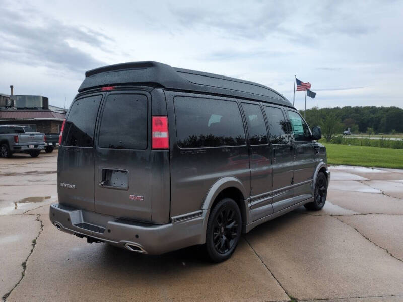 2026 GMC Savana 2500