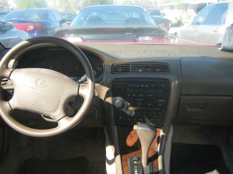 1994 Lexus ES 300