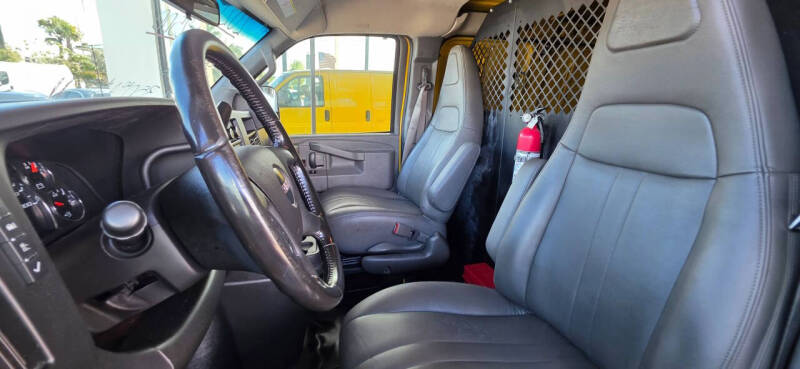 2021 GMC Savana 2500
