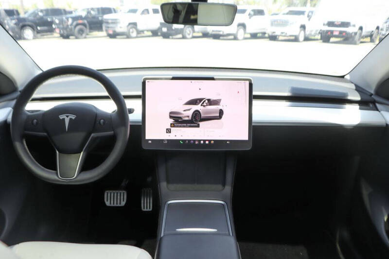 2024 Tesla Model Y Performance