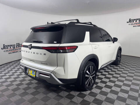 2024 Nissan Pathfinder Platinum