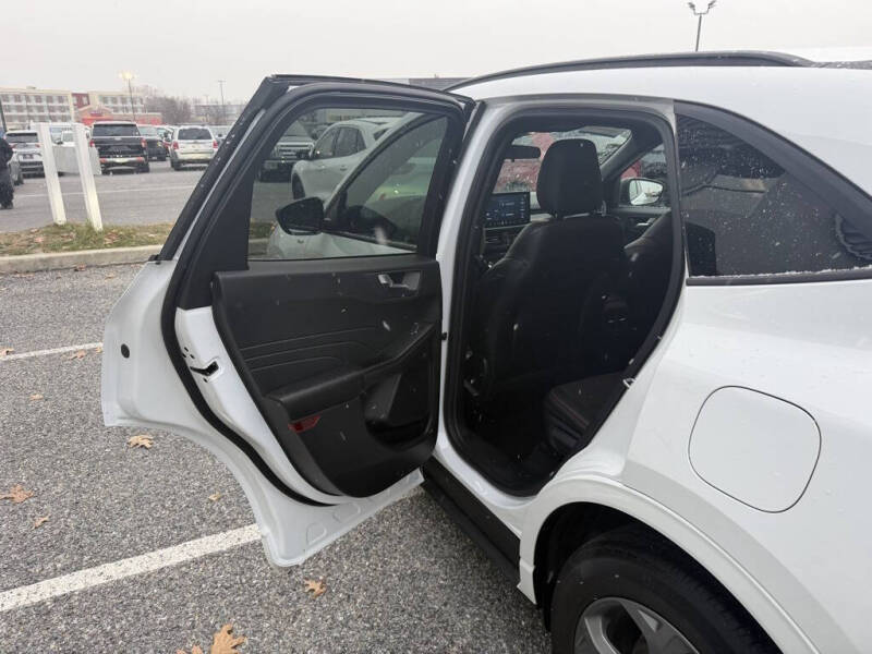 2023 Ford Escape ST-Line