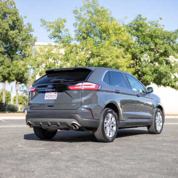 2021 Ford Edge Titanium