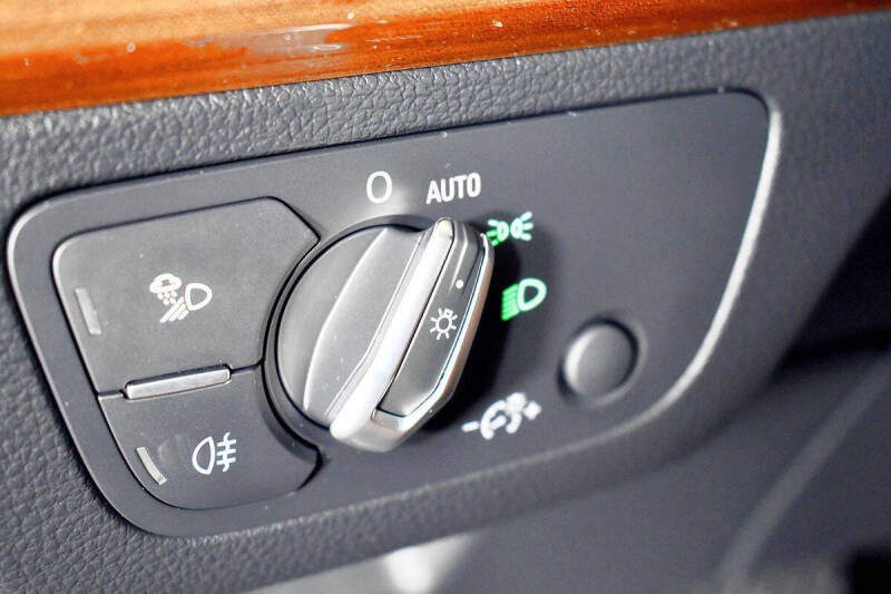 2022 Audi Q5 quattro S line Prem Plus 45 TFSI