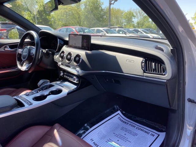2022 Kia Stinger