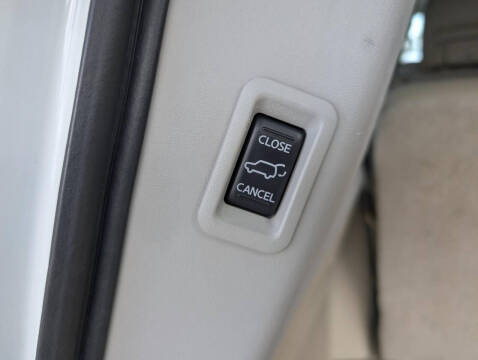 2014 Nissan Armada Platinum