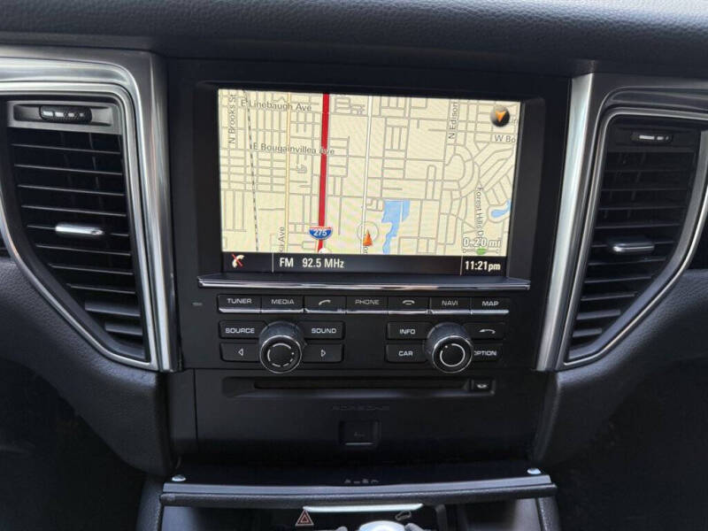 2015 Porsche Macan S