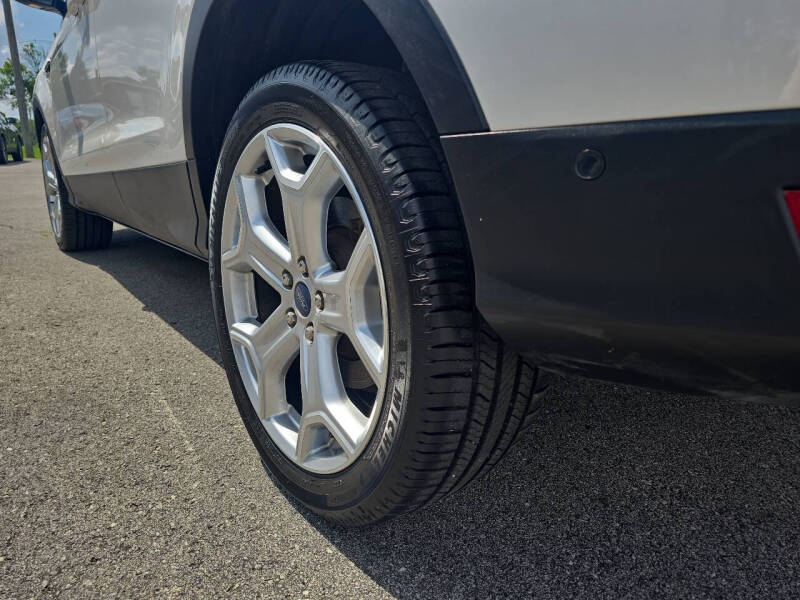 2019 Ford Escape Titanium