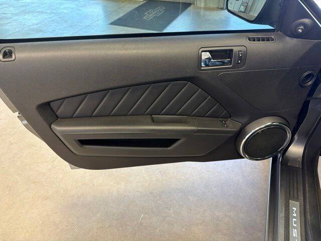 2013 Ford Mustang V6 Premium