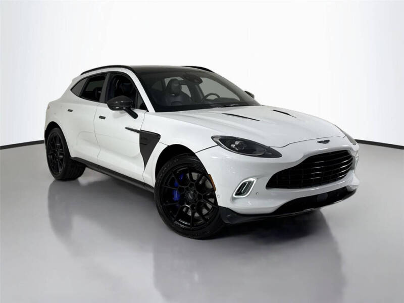 2021 Aston Martin DBX