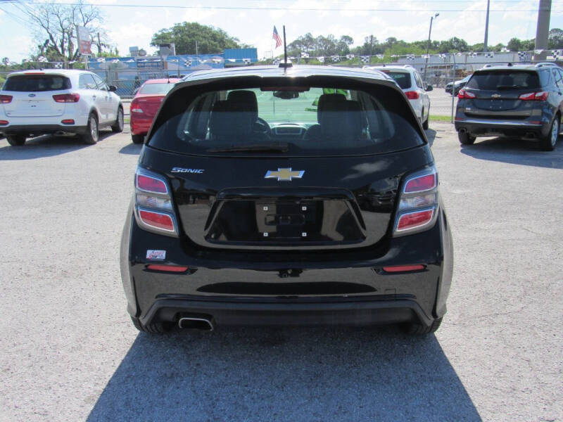 2020 Chevrolet Sonic LT
