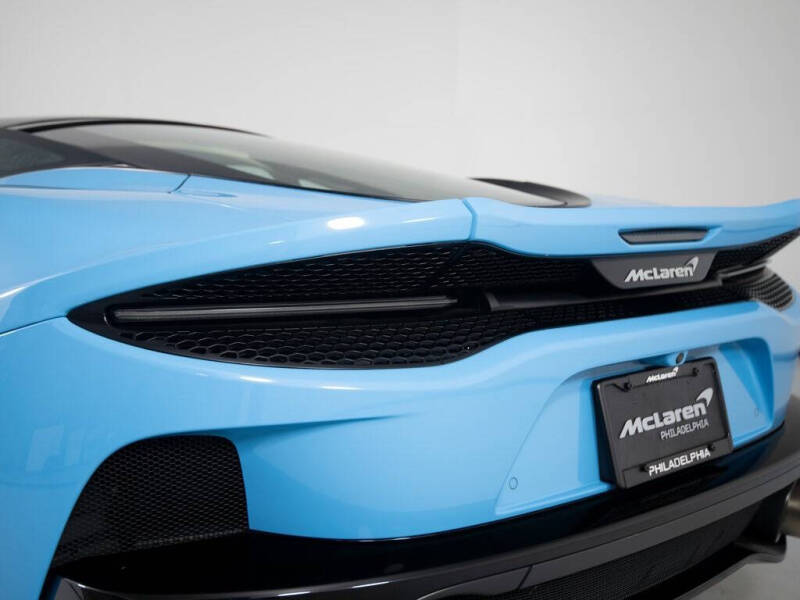 2023 McLaren GT