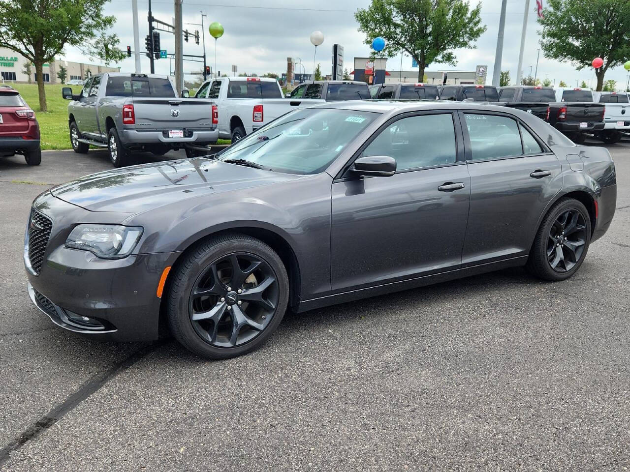 2022 Chrysler 300 for sale at Victoria Auto Sales in Victoria, MN