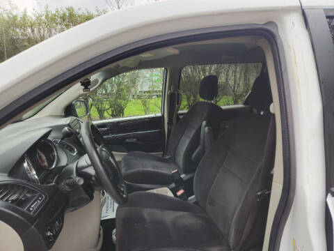 2014 Dodge Grand Caravan American Value Package