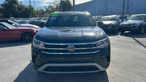 2023 Volkswagen Atlas Cross Sport SE
