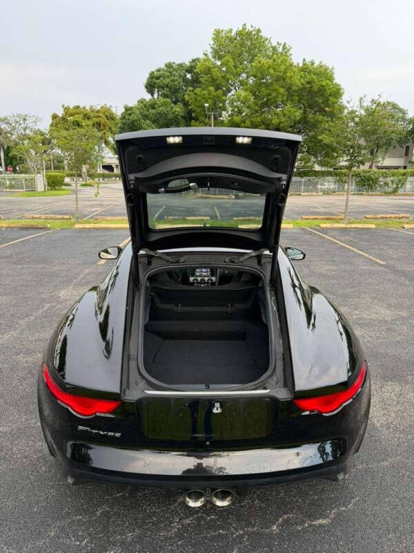 2017 Jaguar F-TYPE Premium
