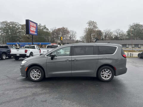 2025 Chrysler Pacifica Select